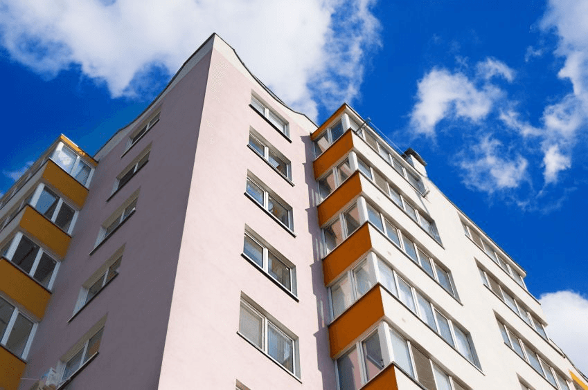 Nejčastější závady novostaveb bytových domů podle inspektorů nemovitostí (1)
